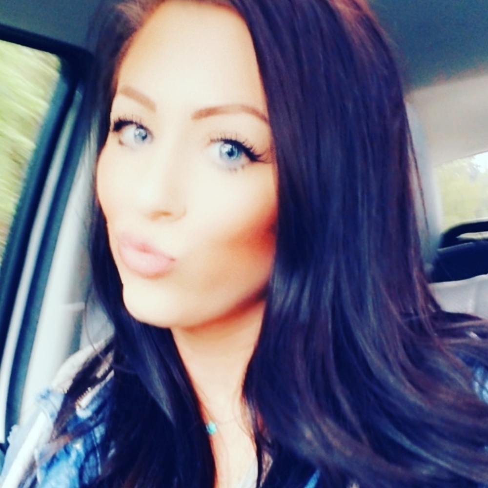 Meet your Posher, Lacey